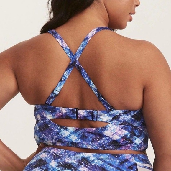 TORRID 2/2X BIKINI Top Galaxy Space Vixen PushUp - Picture 3 of 4